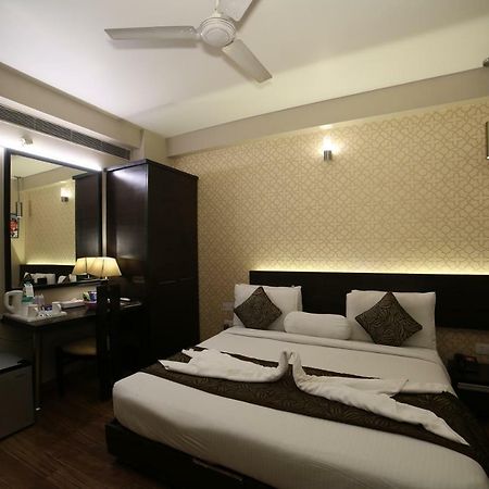 Woodapple Residency Ню Делхи Екстериор снимка